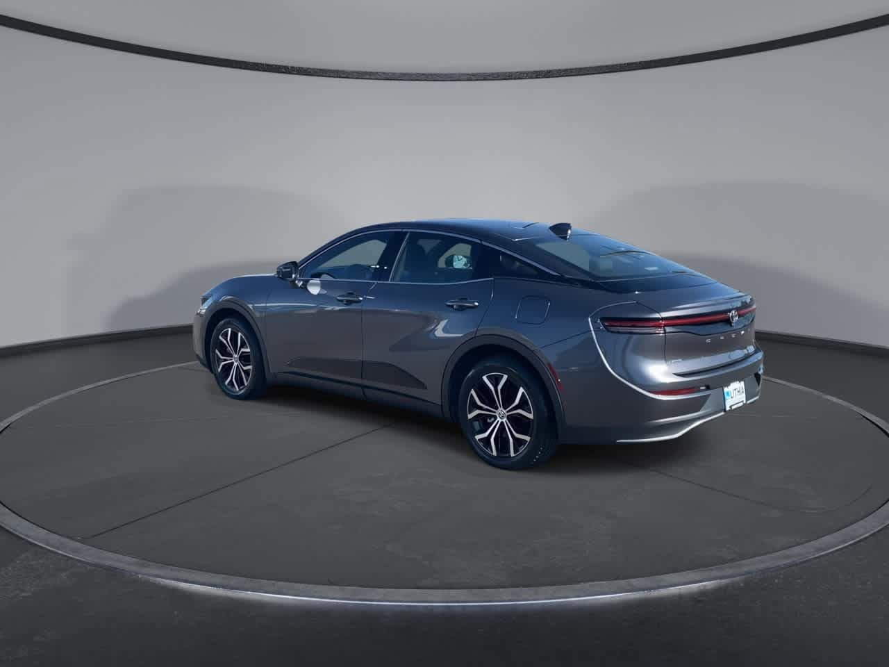Certified 2023 Toyota Crown AWD/4WD image 6