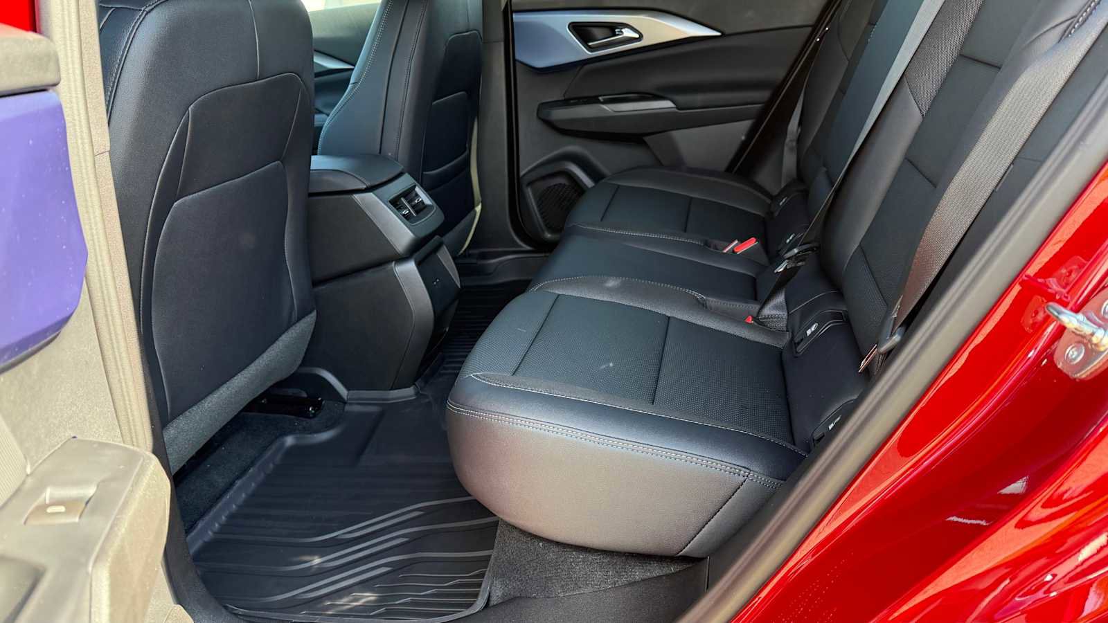 New 2026 Chevrolet Equinox EV LT AWD/4WD image 8