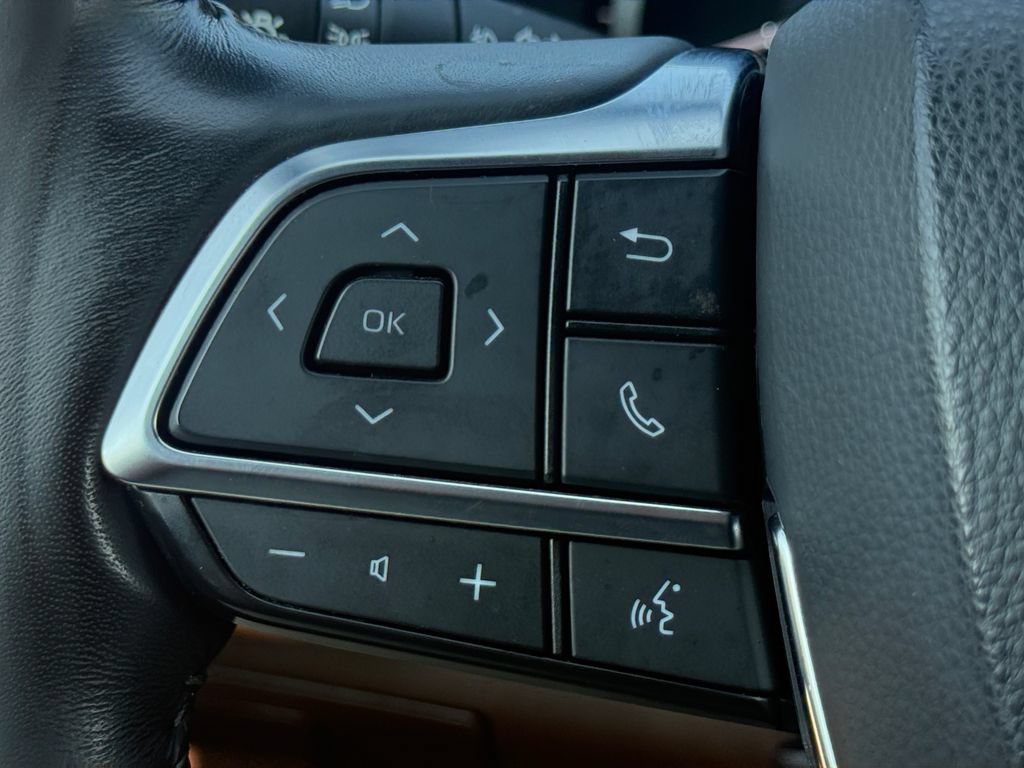 Used 2020 Toyota Highlander Platinum AWD/4WD image 20