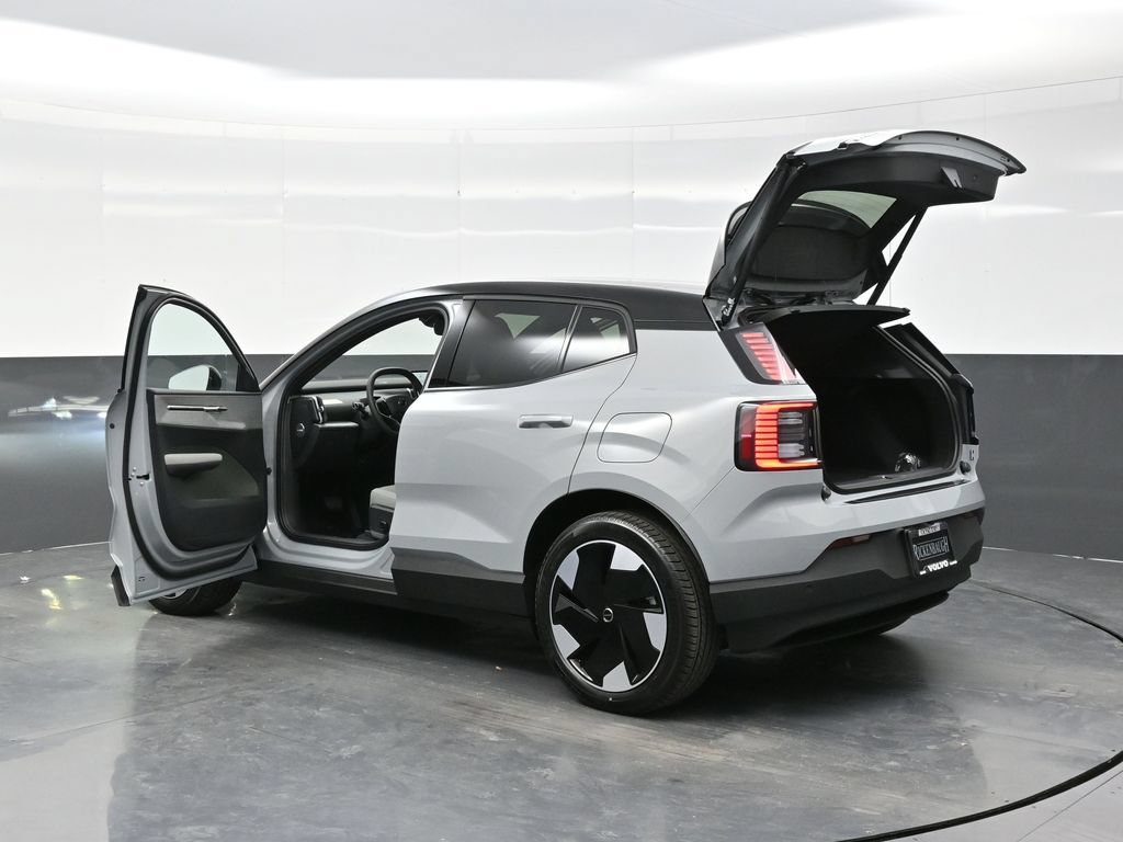 New 2026 Volvo EX30 Plus w/ Protection Package Premier AWD/4WD image 42