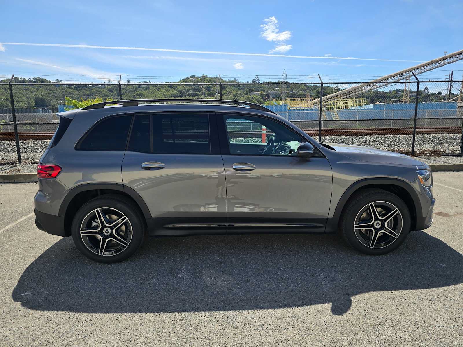 New 2026 Mercedes-Benz GLB 250 4MATIC image 11