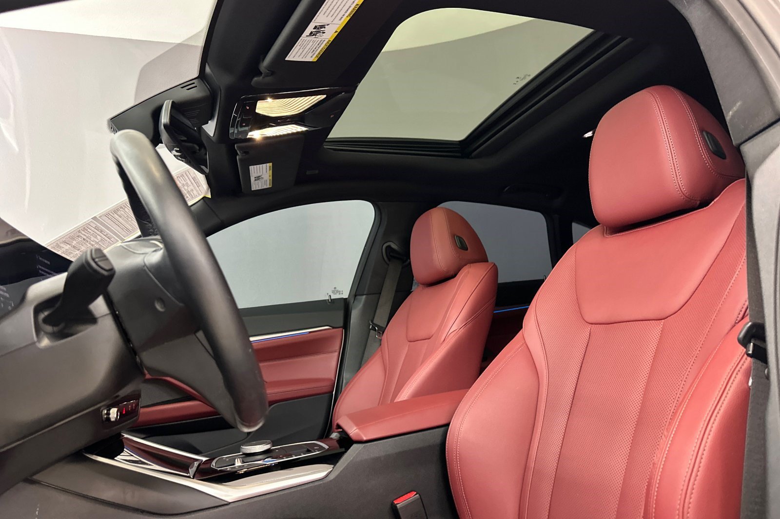 Certified 2024 BMW i4 eDrive35 w/ Premium Package RWD image 24