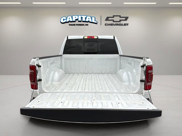 Used 2022 RAM 1500 Laramie AWD/4WD image 32