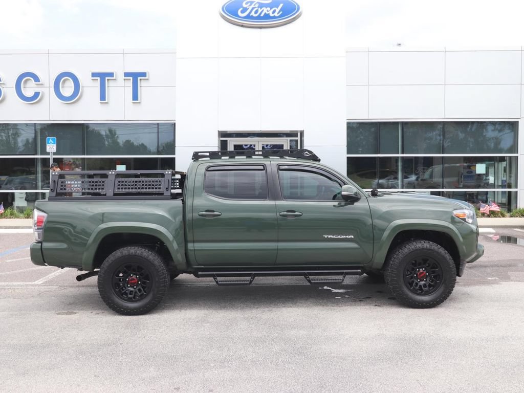 Used 2022 Toyota Tacoma TRD Sport RWD image 16