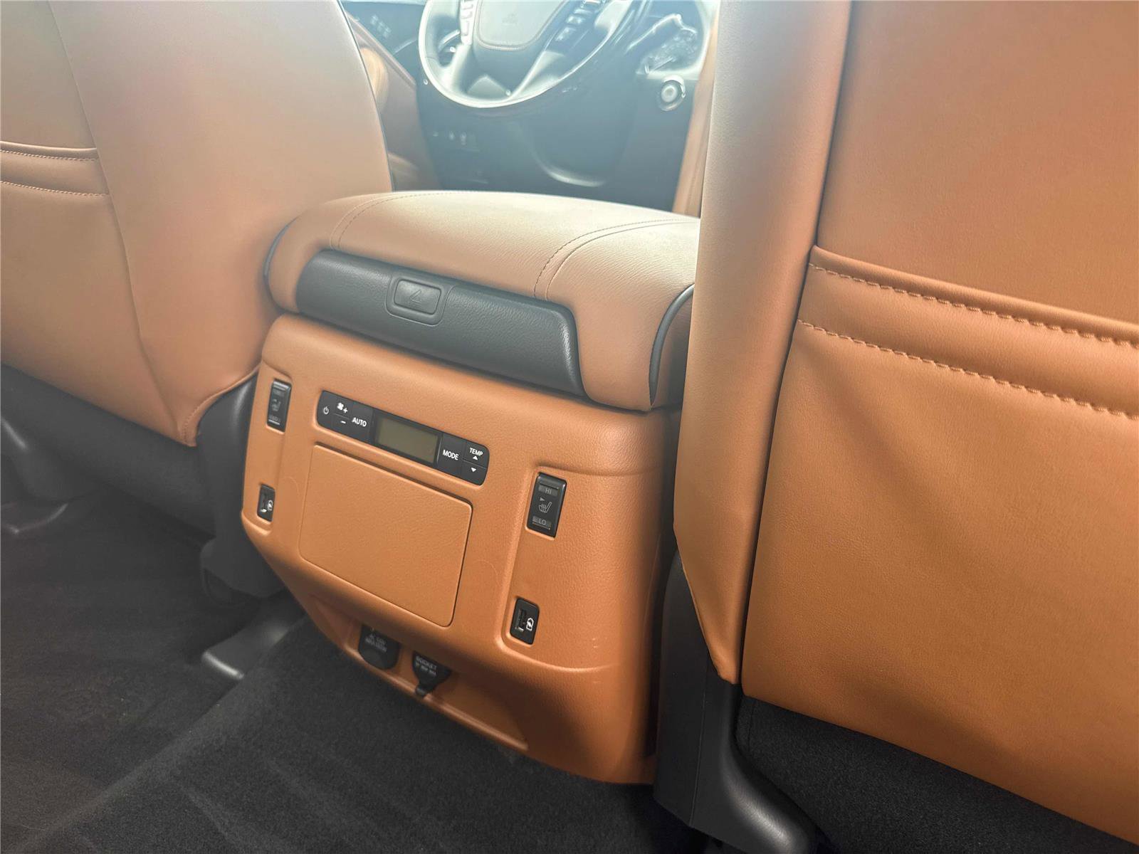 Used 2023 INFINITI QX80 Sensory w/ Cargo Package AWD/4WD image 29
