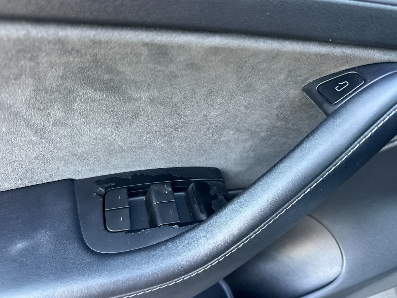 Used 2023 Tesla Model 3 Standard Range RWD image 13