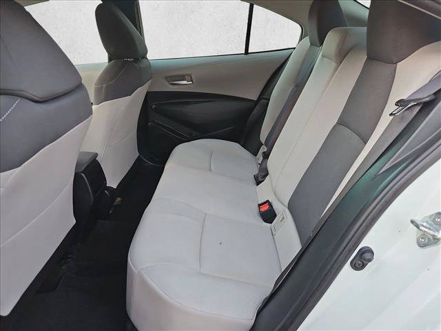 Used 2020 Toyota Corolla L FWD image 15