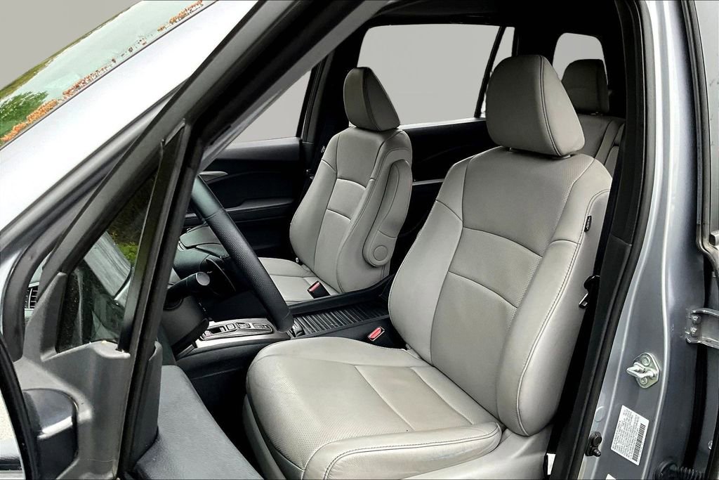 Used 2023 Honda Passport EX-L image 17