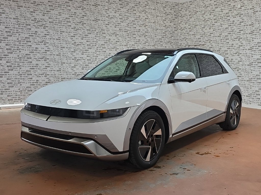 New 2026 Hyundai Ioniq 5 Limited image 3