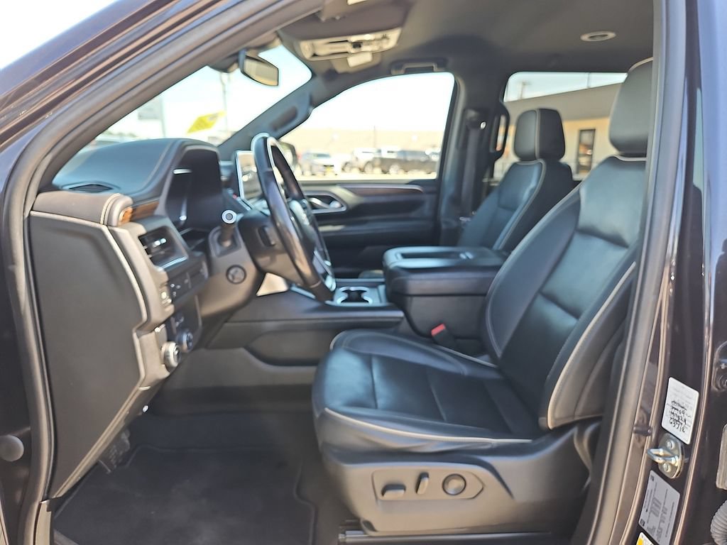 Used 2022 Chevrolet Suburban Premier RWD image 15