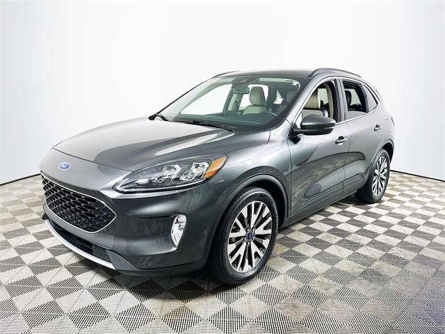Used 2020 Ford Escape Titanium image 7