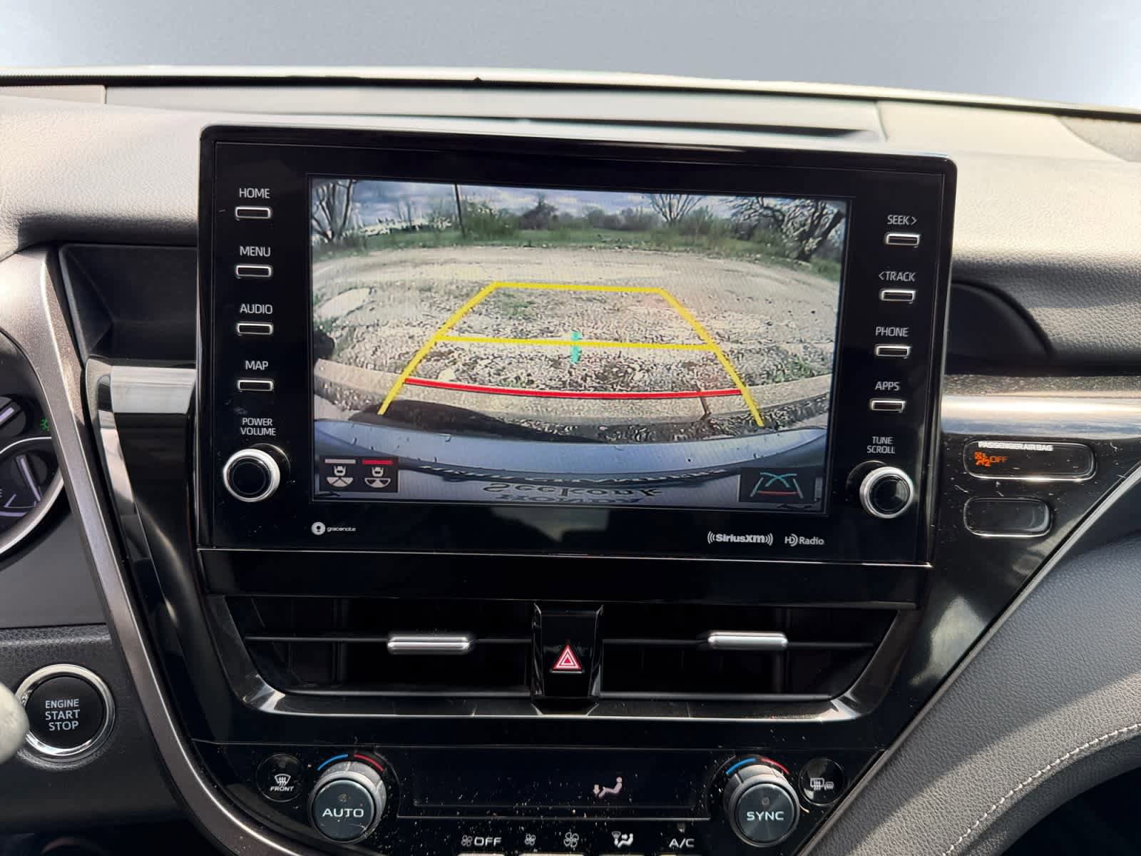Used 2021 Toyota Camry XLE AWD/4WD image 15