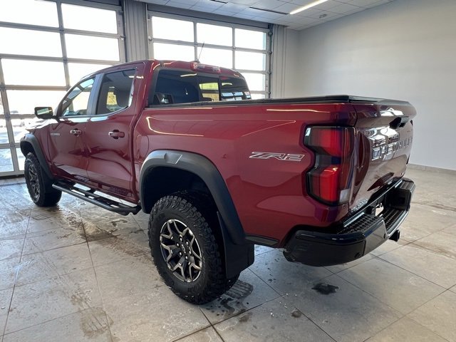 Used 2025 Chevrolet Colorado ZR2 w/ Technology Package image 7