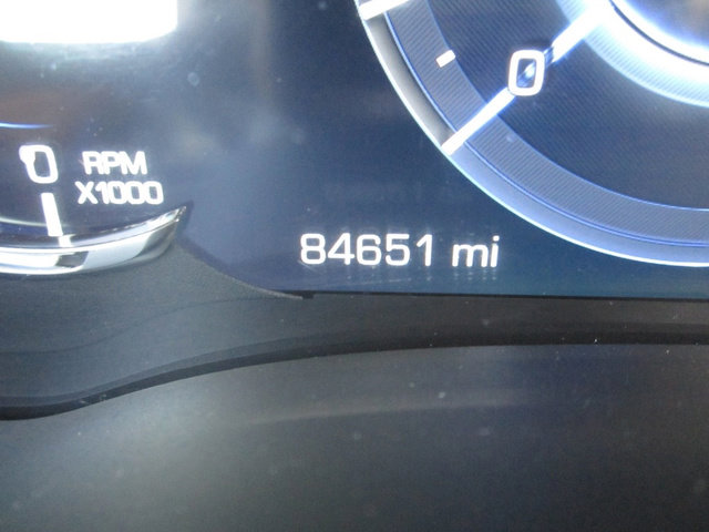 Used 2018 Cadillac Escalade Luxury w/ LPO, Radiant Package image 20