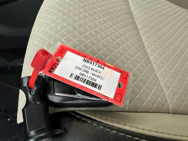 Used 2022 Buick Encore Preferred w/ Safety Package II AWD/4WD image 29