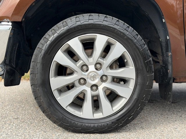 Used 2017 Toyota Tundra Limited image 10