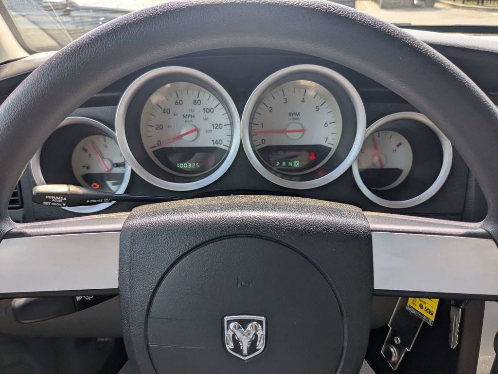 Used 2007 Dodge Magnum SXT image 26