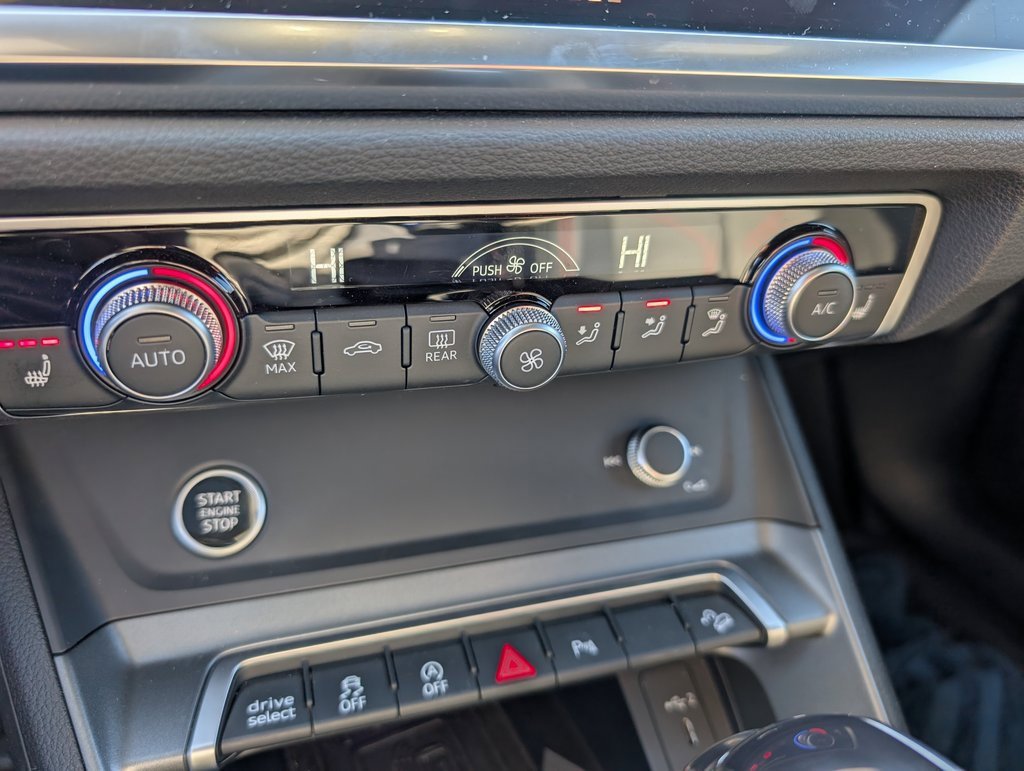 Used 2025 Audi Q3 2.0T Premium Plus image 23