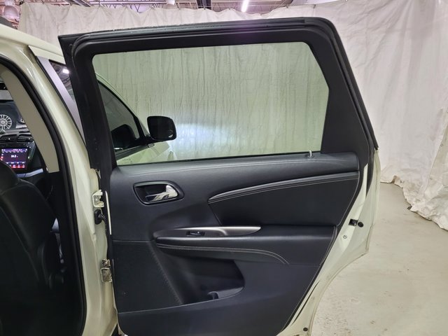 Used 2015 Dodge Journey Crossroad w/ Rear Seat Video Group image 54