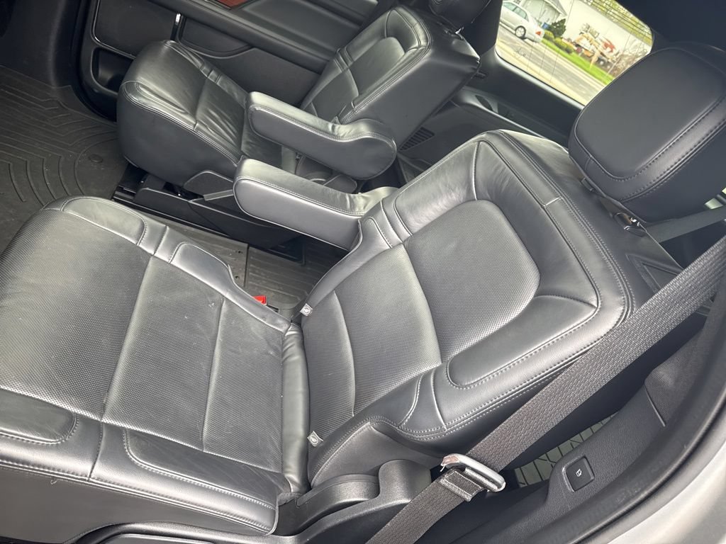 Used 2022 Lincoln Navigator Reserve AWD/4WD image 34
