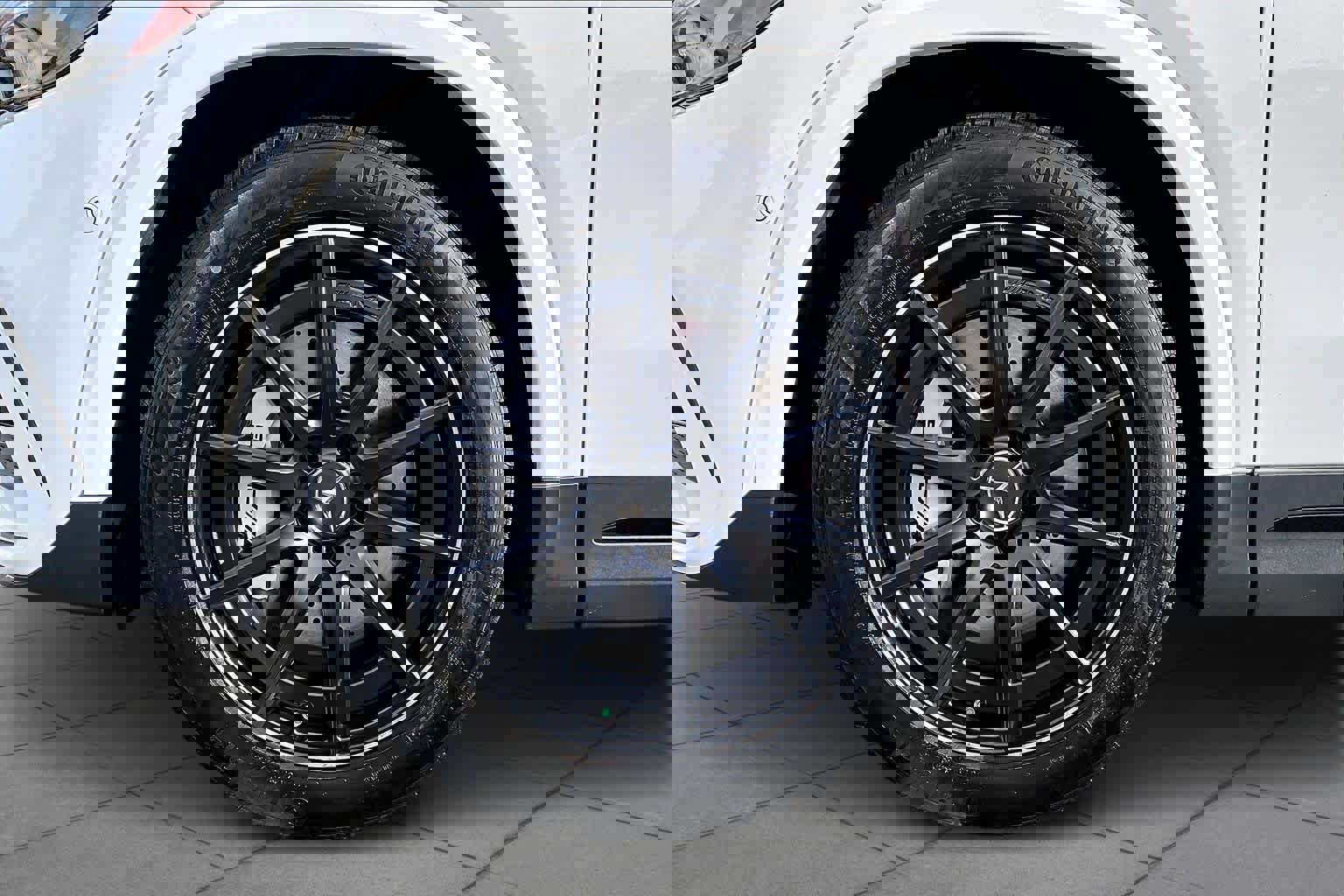 Used 2025 Mercedes-Benz GLA 35 AMG 4MATIC image 19