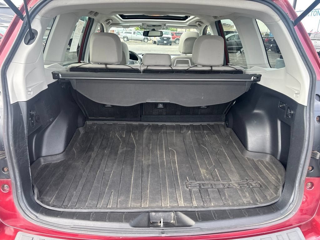 Used 2016 Subaru Forester 2.5i Touring w/ Protection Package #2 AWD/4WD image 16