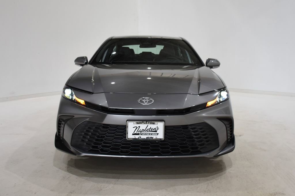 New 2026 Toyota Camry SE image 2