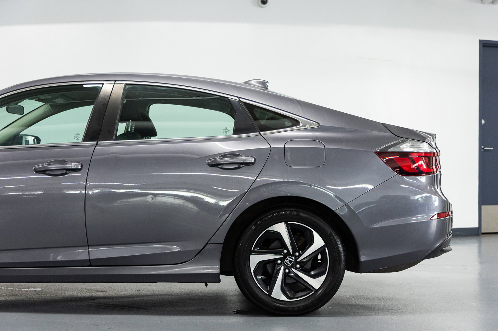 Used 2021 Honda Insight EX image 11