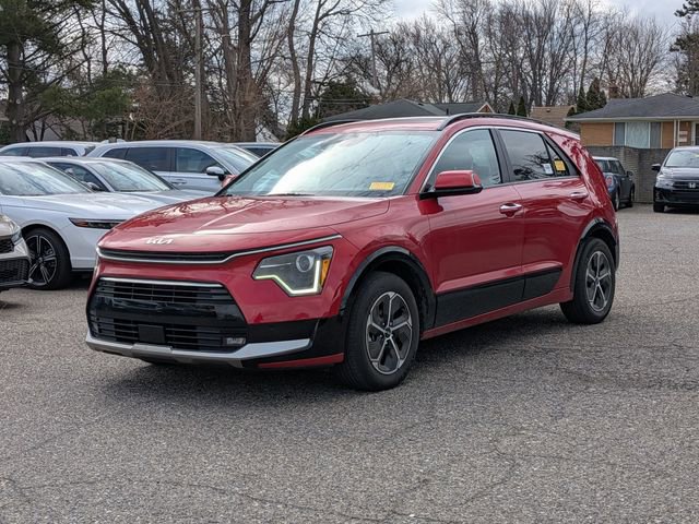 Certified 2023 Kia Niro SX image 1