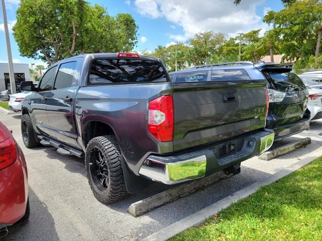 Used 2020 Toyota Tundra SR5 w/ SR5 Upgrade Package RWD image 4