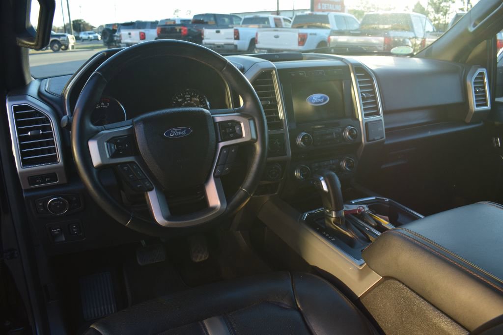 Used 2018 Ford F150 Platinum w/ Equipment Group 701A Luxury image 9