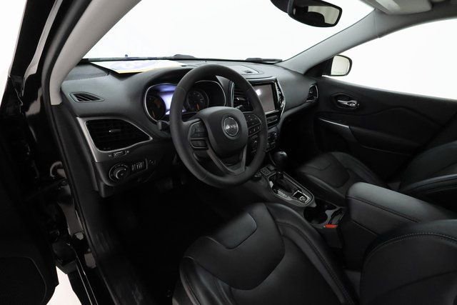 Used 2022 Jeep Cherokee Limited image 9