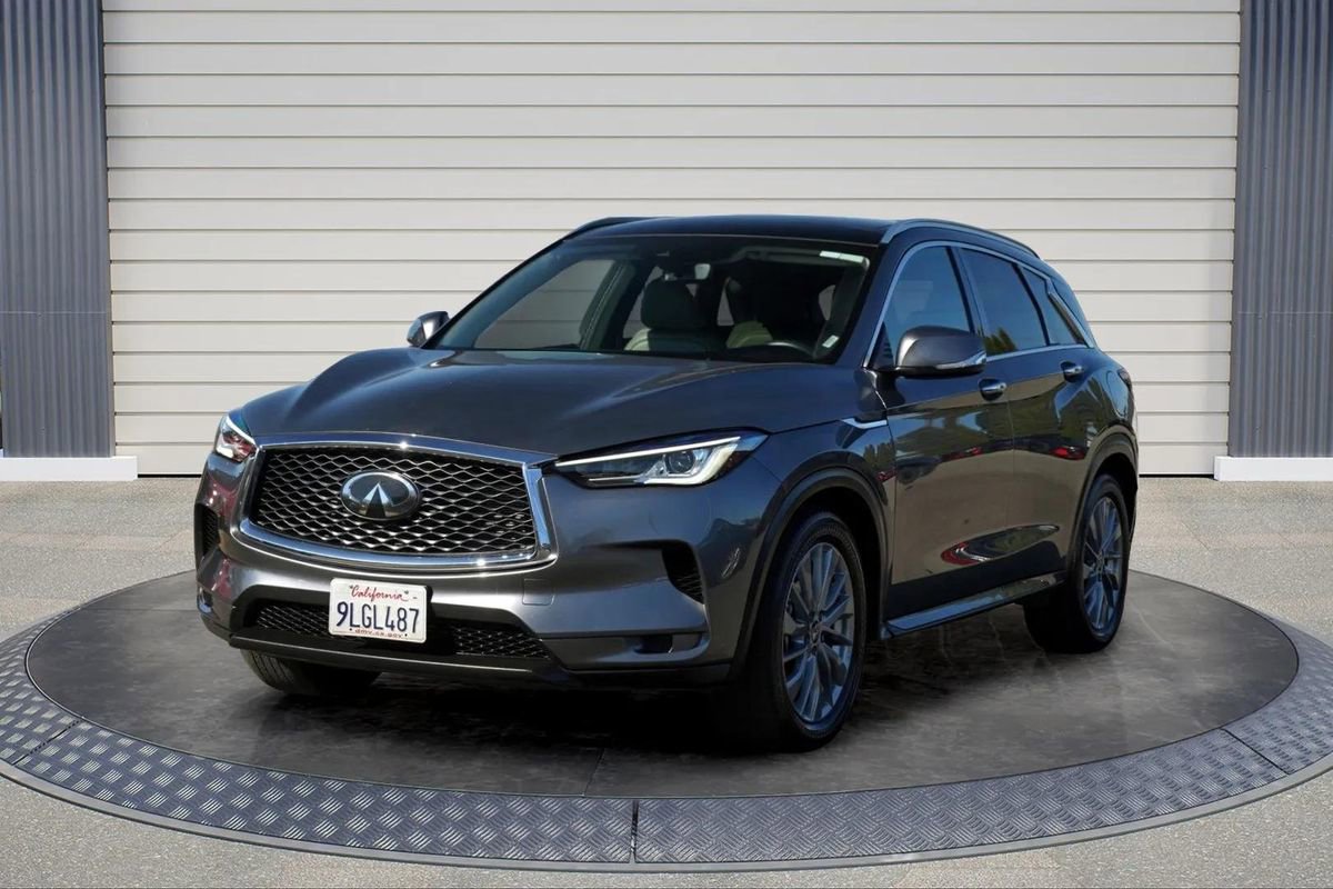Used 2024 INFINITI QX50 Luxe image 3