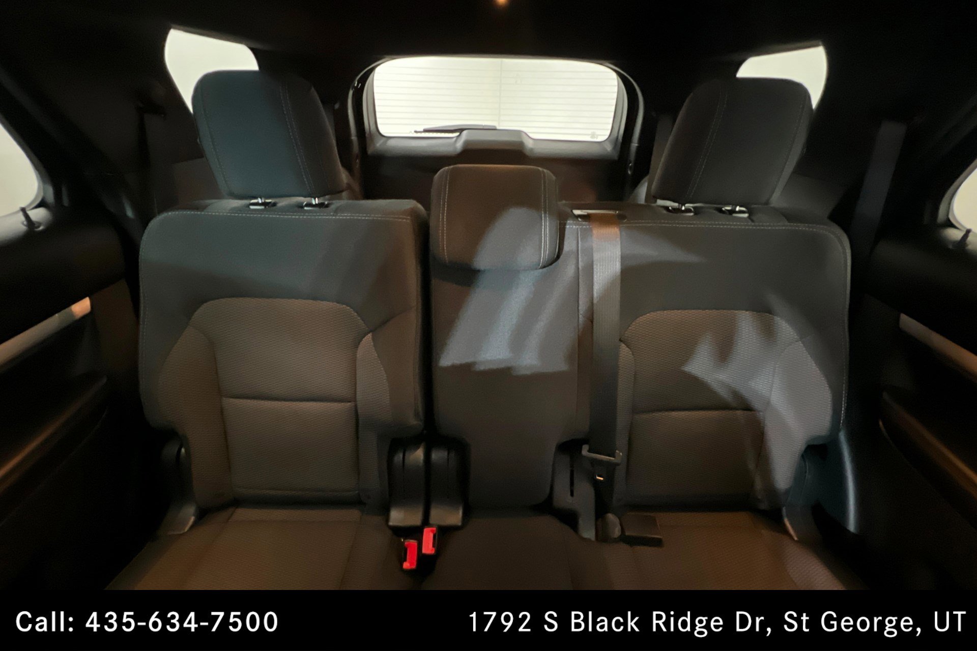 Used 2017 Ford Explorer XLT FWD image 25
