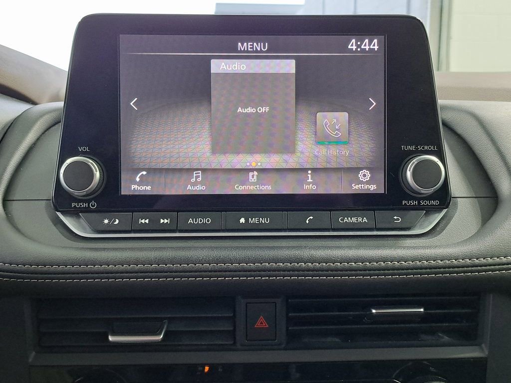 Used 2023 Nissan Rogue S image 14