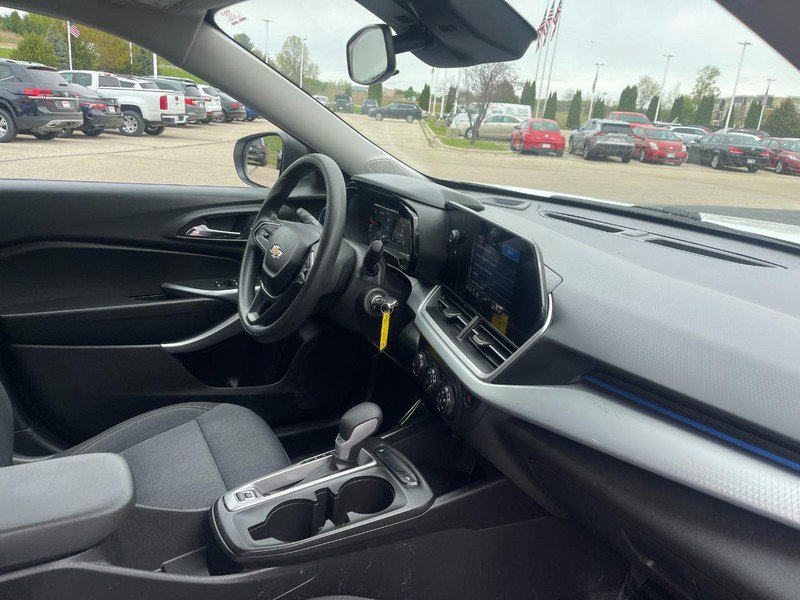 Used 2024 Chevrolet Trax LS FWD image 6