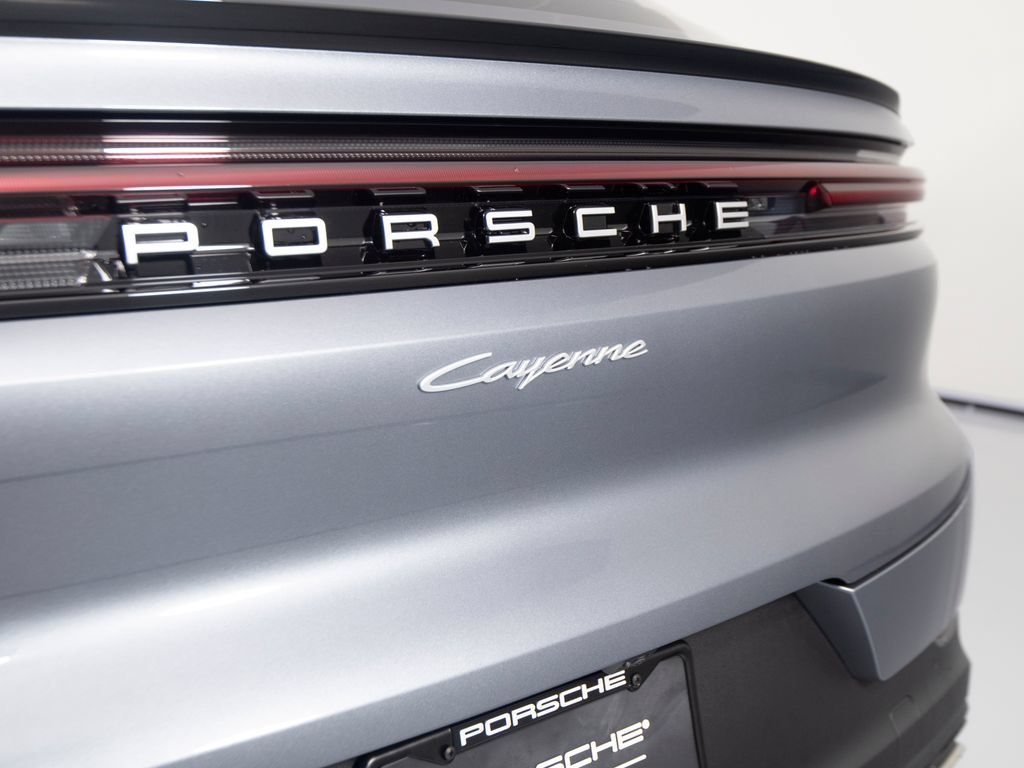 New 2026 Porsche Cayenne Coupe AWD/4WD image 42