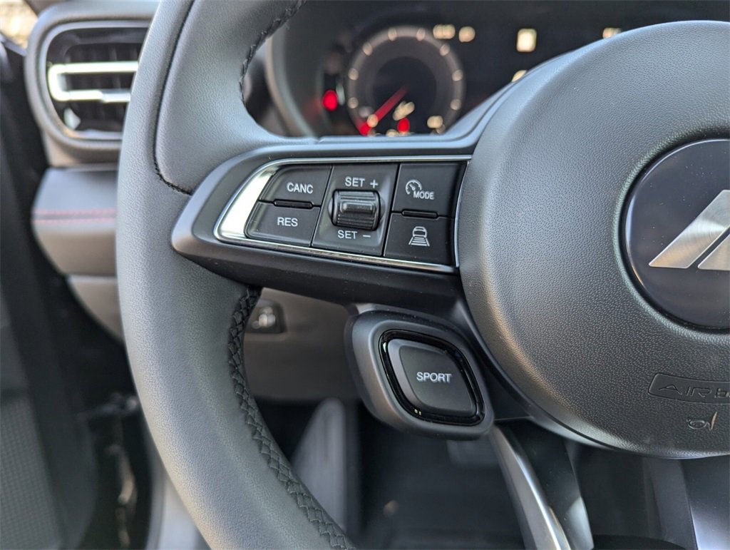 New 2025 Dodge Hornet GT image 16