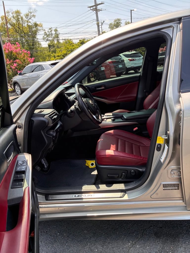 Used 2019 Lexus IS 300 F Sport w/ F Sport Package AWD/4WD image 29