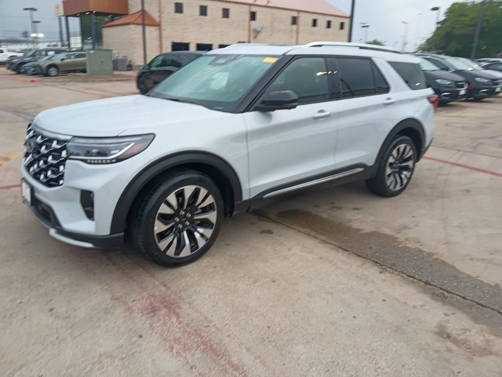 Used 2025 Ford Explorer Platinum w/ LUX Leather Package image 1