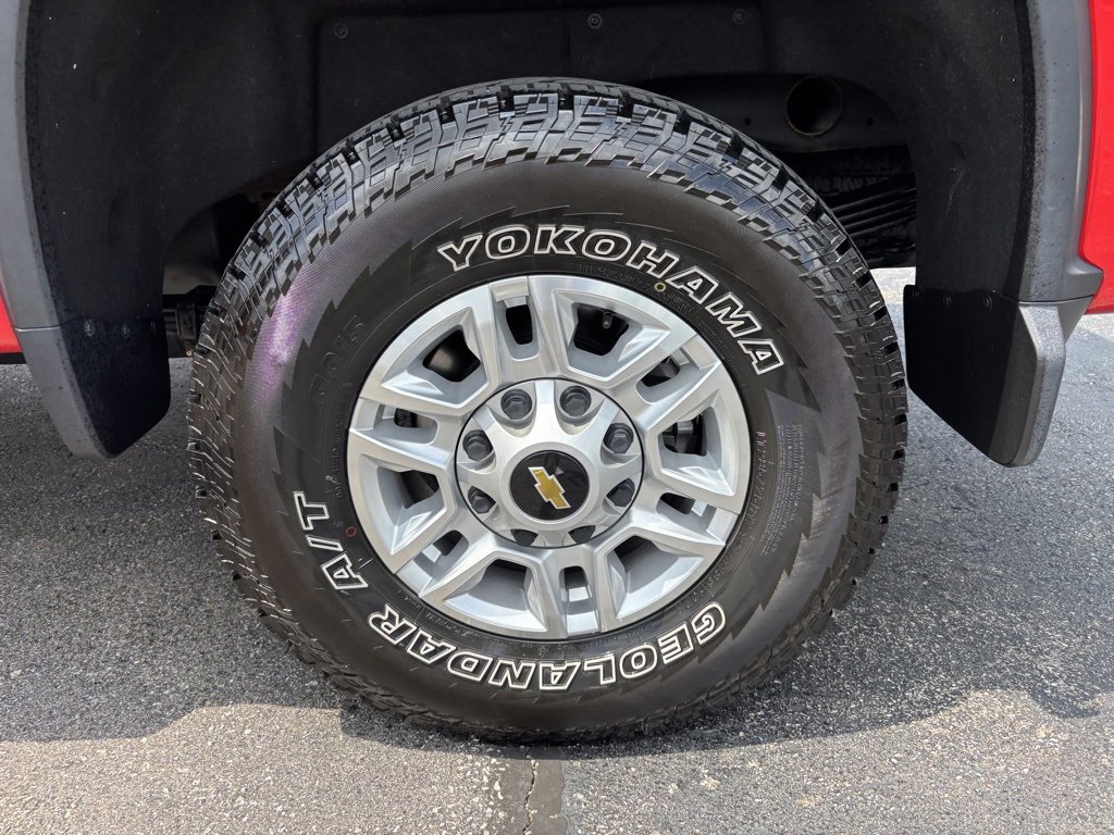 Used 2022 Chevrolet Silverado 2500 LT w/ Convenience Package image 21