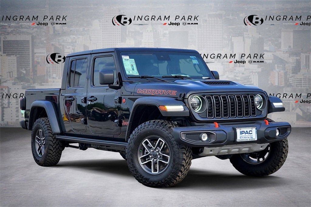 New 2025 Jeep Gladiator Mojave w/ Dual Top Group
