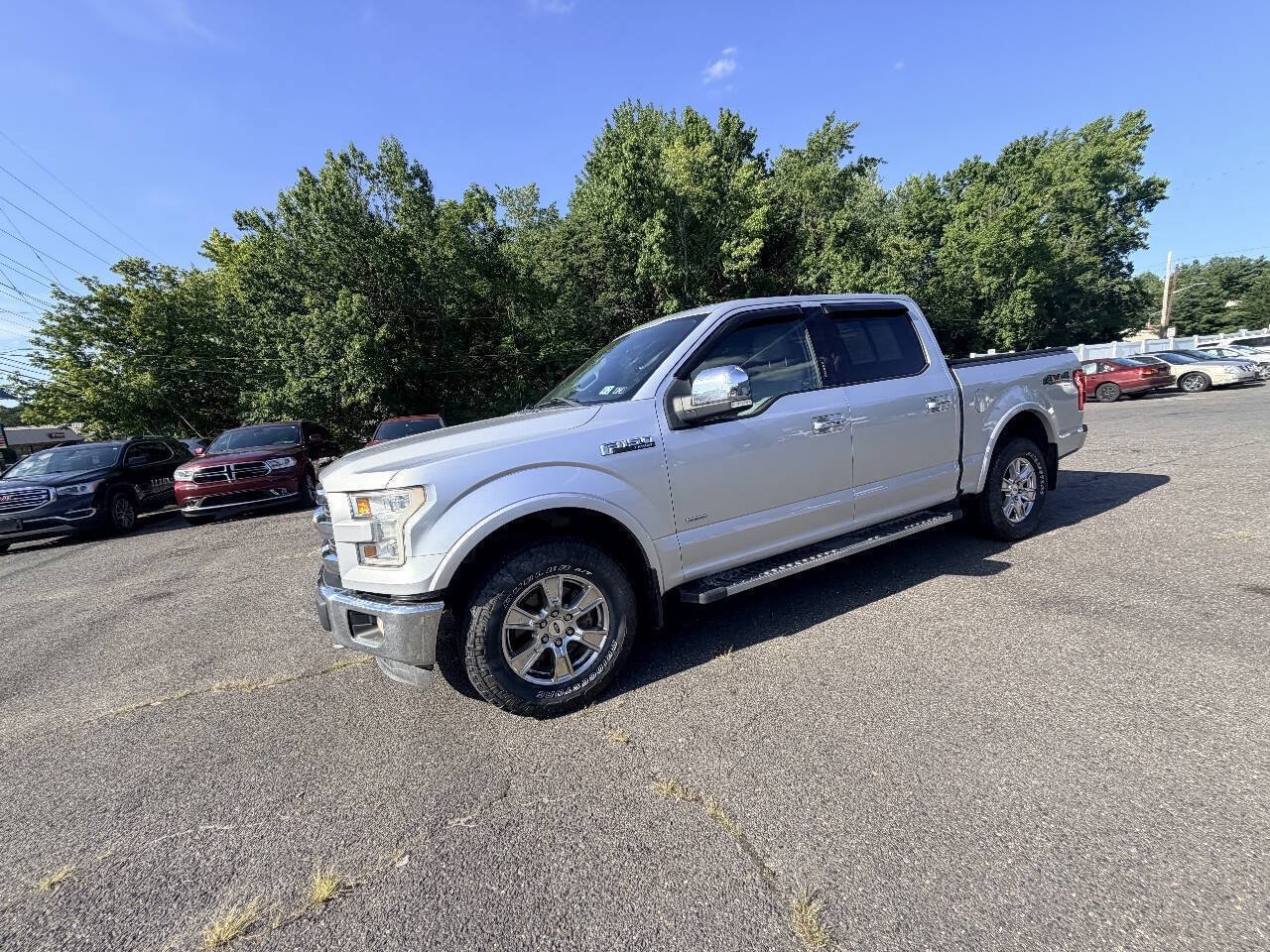 Used 2015 Ford F150 Lariat w/ Equipment Group 502A Luxury AWD/4WD image 32