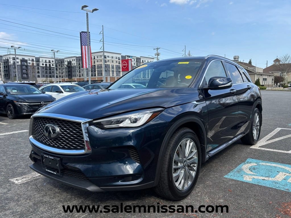 Used 2023 INFINITI QX50 Luxe AWD/4WD image 3