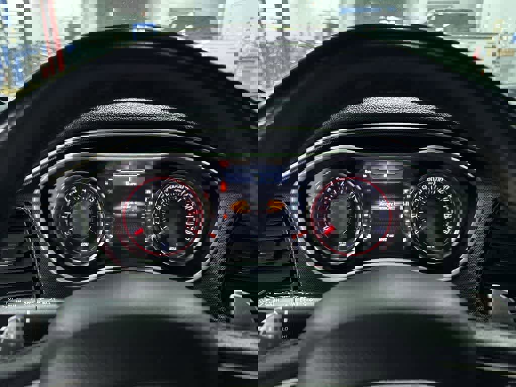 Used 2018 Dodge Challenger R/T Scat Pack w/ Leather Interior Group image 30