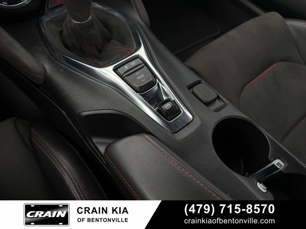 Used 2022 Chevrolet Camaro ZL1 RWD image 19