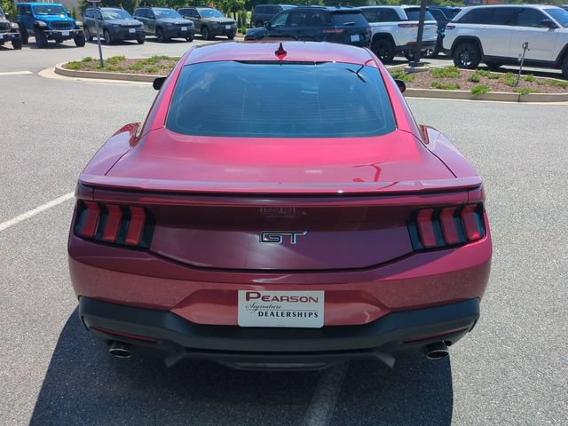 Used 2025 Ford Mustang GT RWD image 5