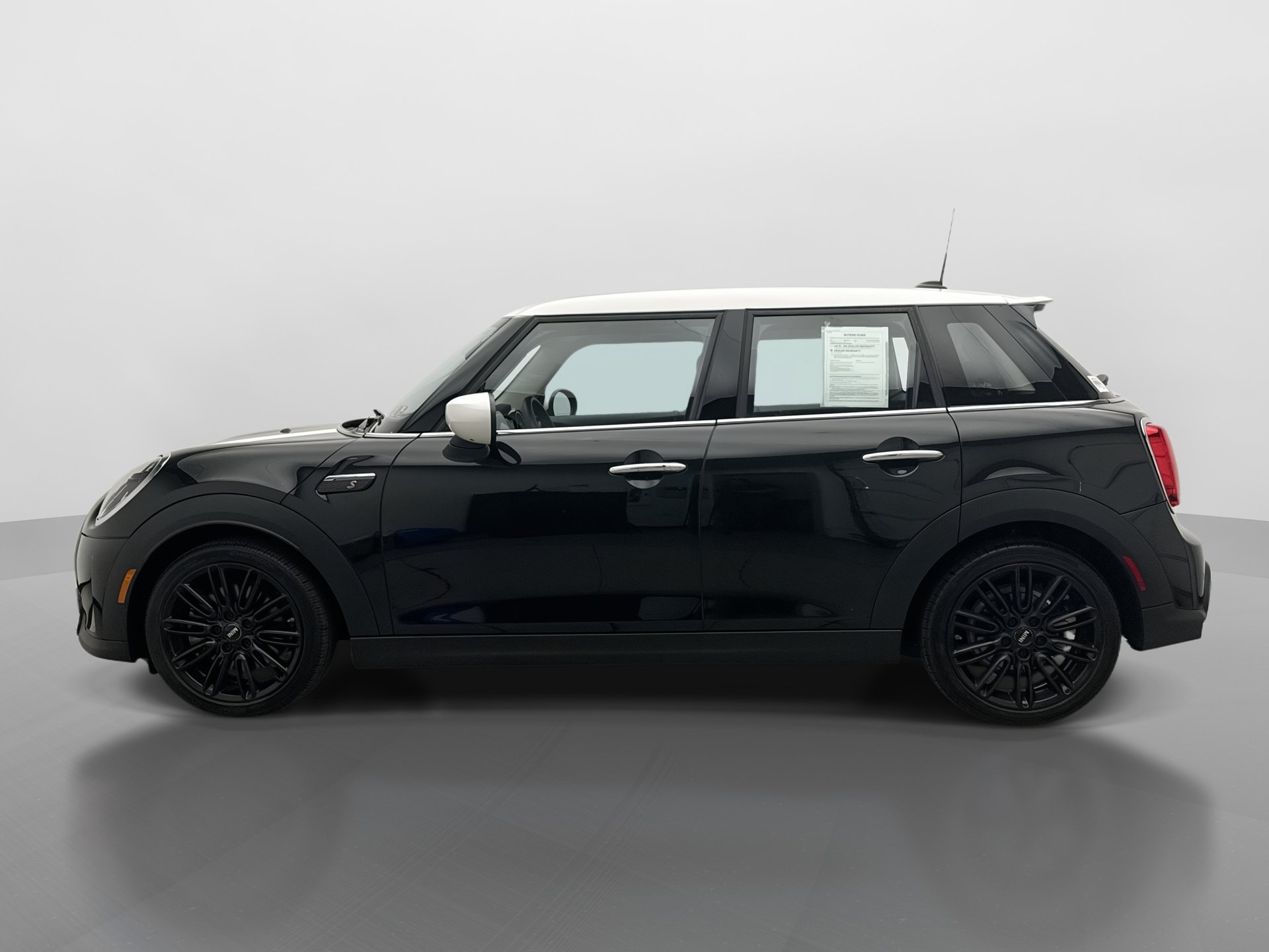 Used 2023 MINI Cooper S FWD image 2
