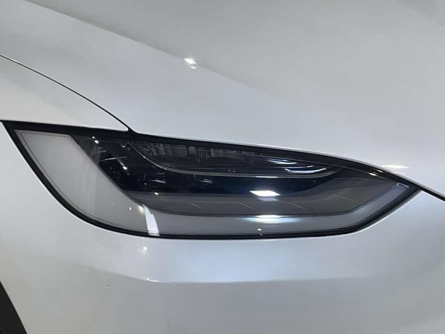 Used 2020 Tesla Model X Long Range AWD/4WD image 11