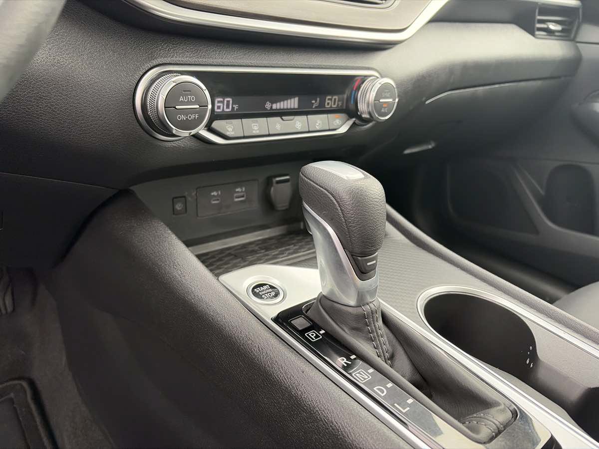Used 2025 Nissan Altima 2.5 SV w/ SV Special Edition Package FWD image 40
